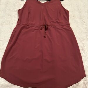 Eddie Bauer Sleeveless V-Neck Drawstring Midi Dress in Burgundy